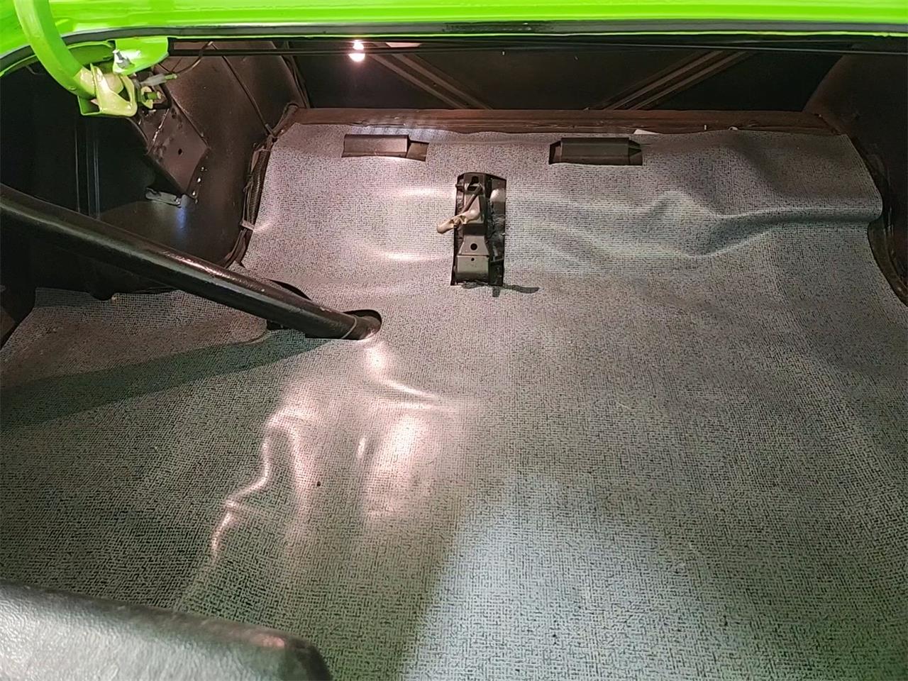 Dodge-Charger-1969-Green-black-and-grey-21