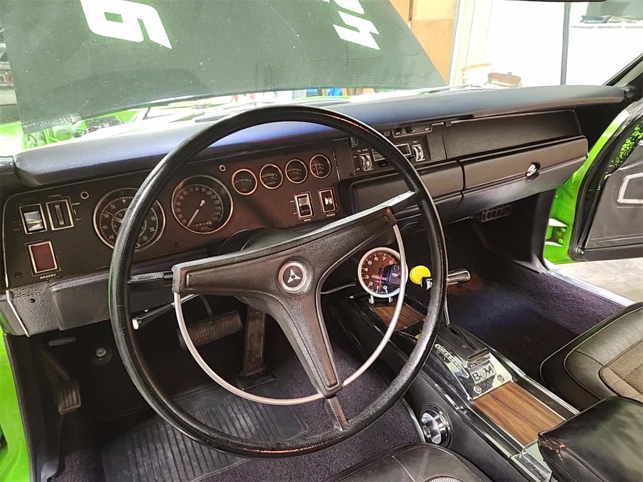 Dodge-Charger-1969-Green-black-and-grey-3