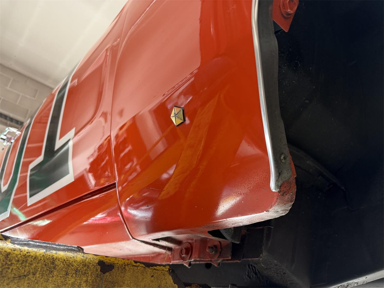 Dodge-Charger-1969-TNT-Express-Orange-Tan-24