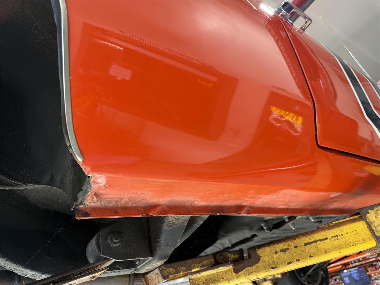Dodge-Charger-1969-TNT-Express-Orange-Tan-25