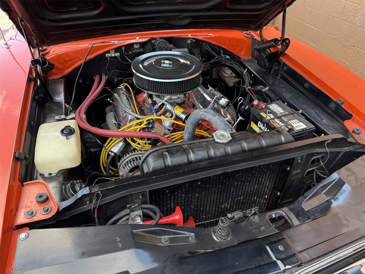 Dodge-Charger-1969-TNT-Express-Orange-Tan-3
