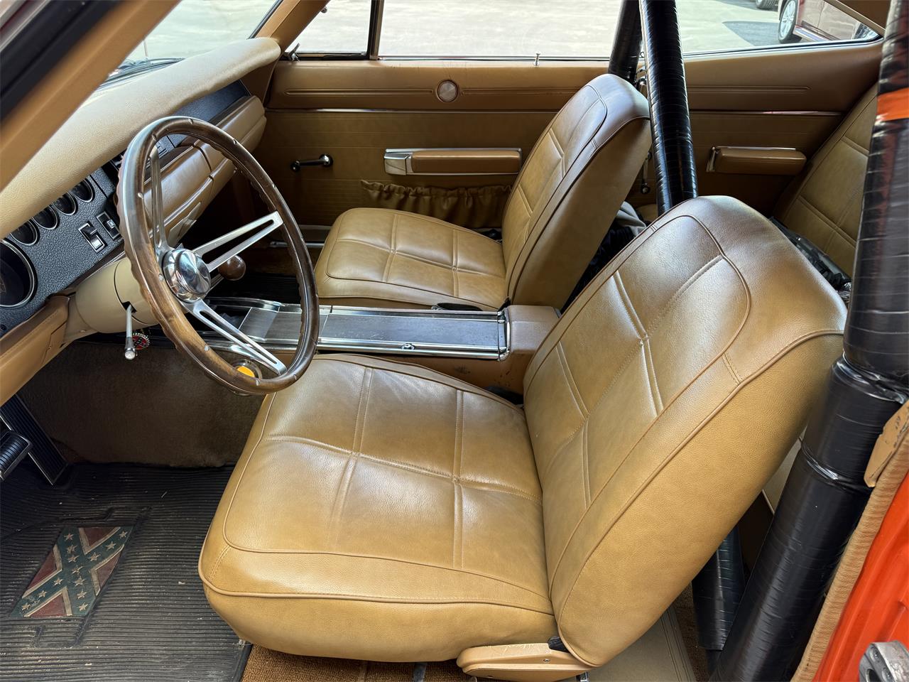 Dodge-Charger-1969-TNT-Express-Orange-Tan-36