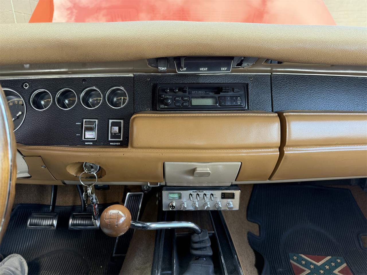 Dodge-Charger-1969-TNT-Express-Orange-Tan-44