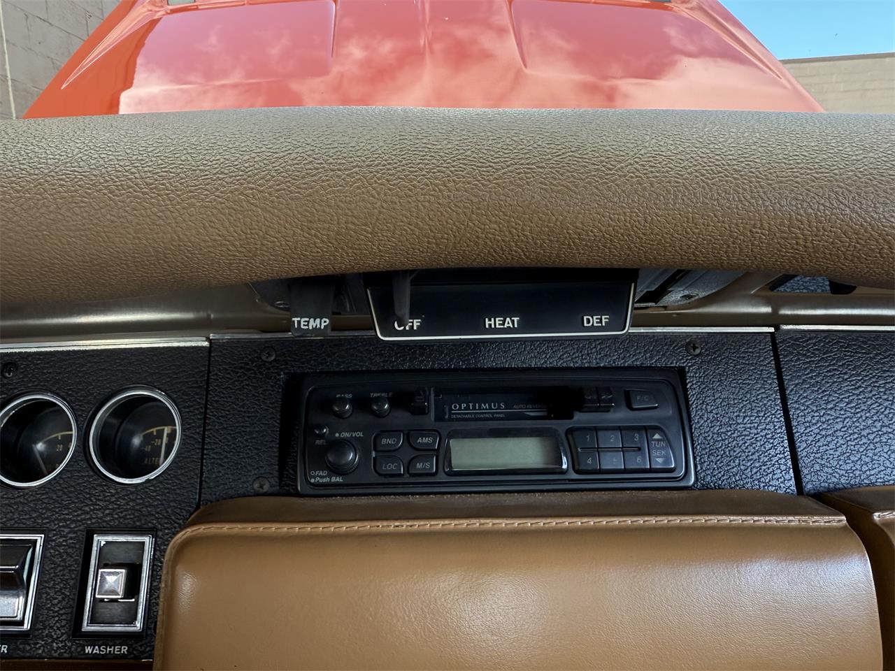 Dodge-Charger-1969-TNT-Express-Orange-Tan-45