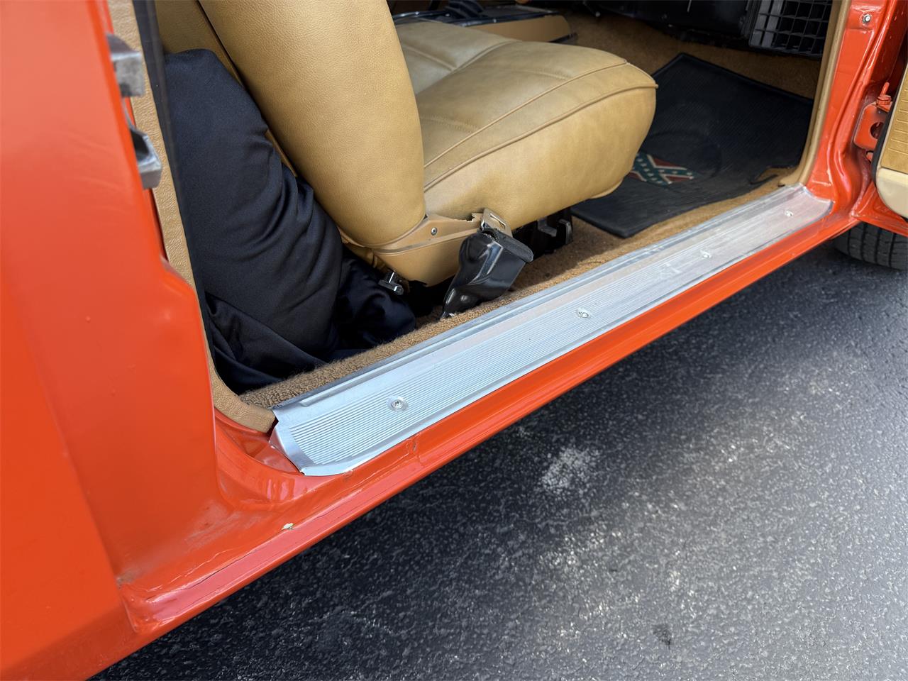 Dodge-Charger-1969-TNT-Express-Orange-Tan-63