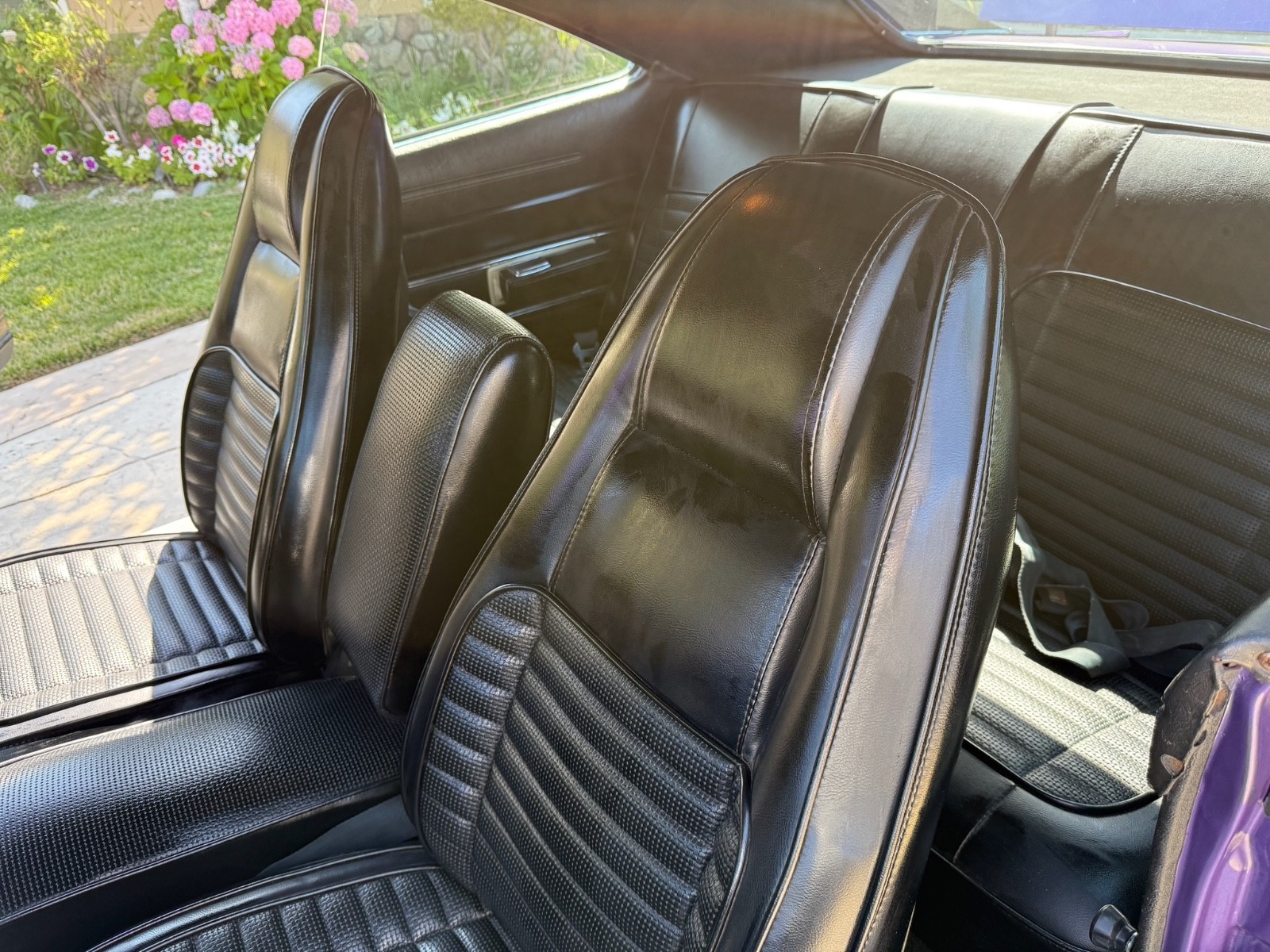 Dodge-Charger-1970-20