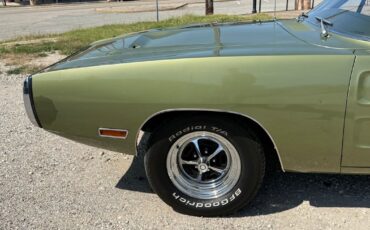 Dodge-Charger-1970-29