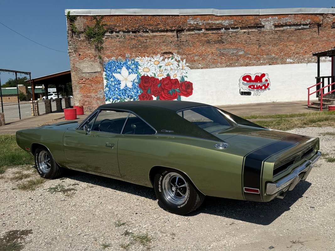 Dodge-Charger-1970-3
