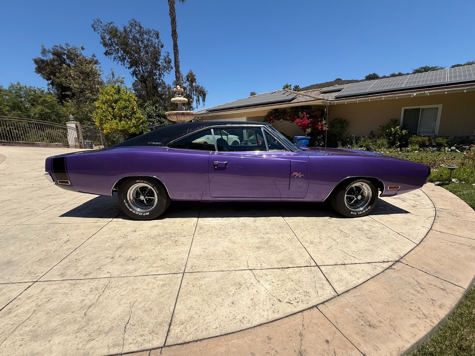 Dodge-Charger-1970-8