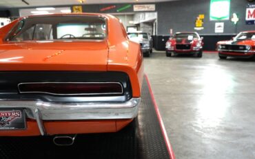 Dodge-Charger-1970-Orange-Tan-10