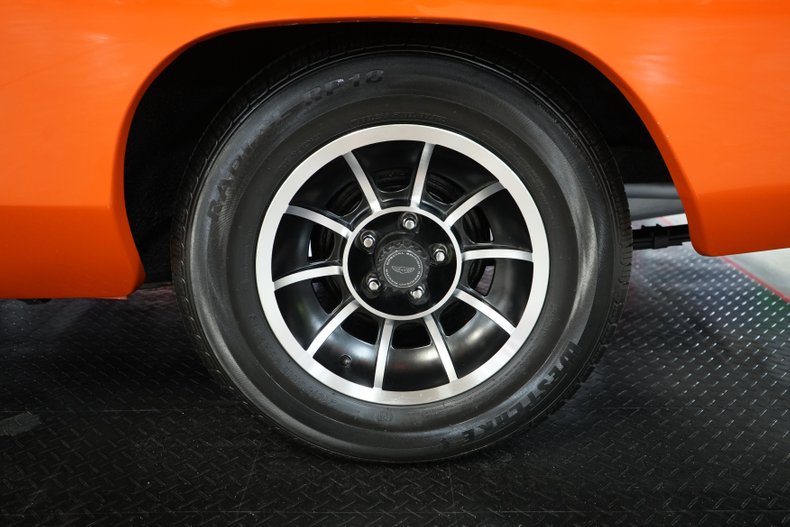 Dodge-Charger-1970-Orange-Tan-14