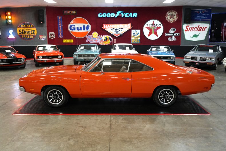 Dodge-Charger-1970-Orange-Tan-18