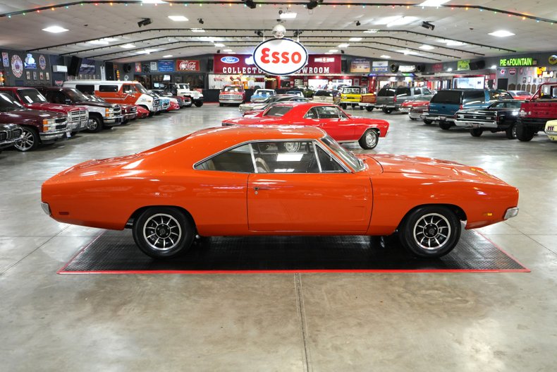 Dodge-Charger-1970-Orange-Tan-22