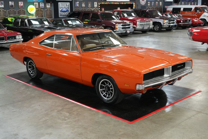 Dodge-Charger-1970-Orange-Tan-23