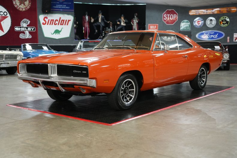 Dodge-Charger-1970-Orange-Tan-25