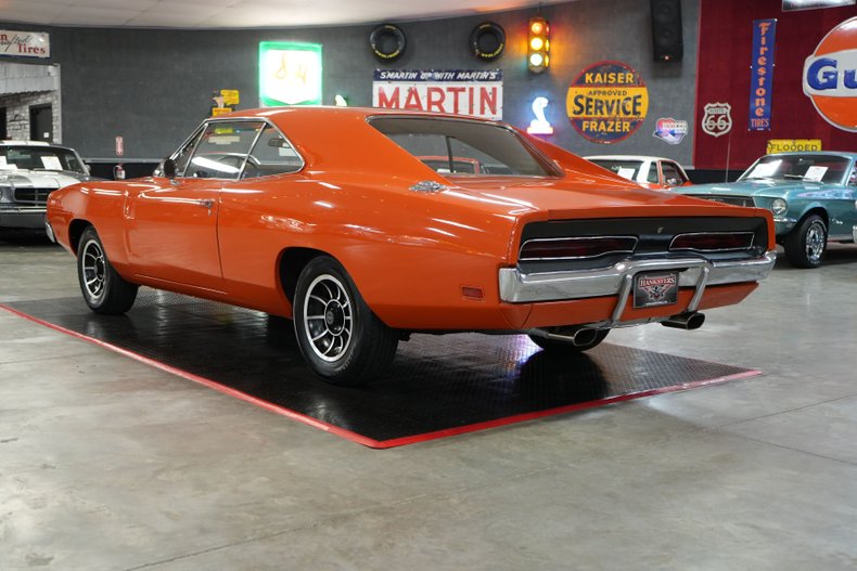Dodge-Charger-1970-Orange-Tan-27