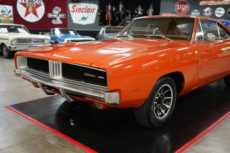 Dodge-Charger-1970-Orange-Tan-32