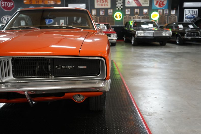 Dodge-Charger-1970-Orange-Tan-33