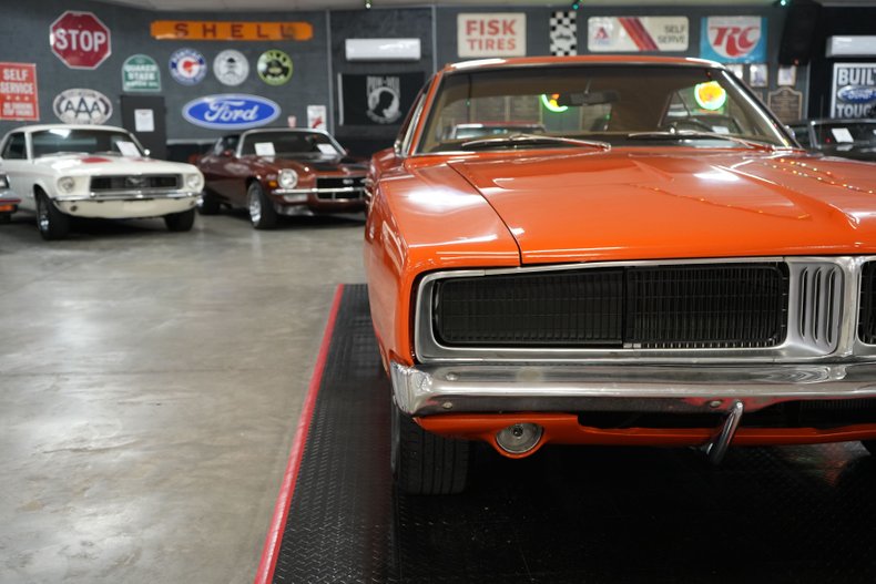 Dodge-Charger-1970-Orange-Tan-34