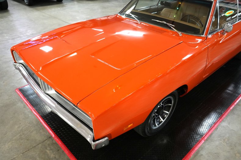 Dodge-Charger-1970-Orange-Tan-40