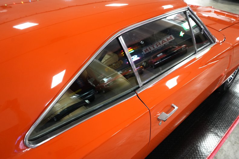 Dodge-Charger-1970-Orange-Tan-44