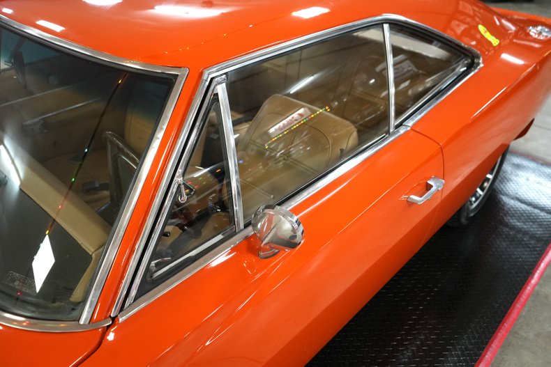 Dodge-Charger-1970-Orange-Tan-45