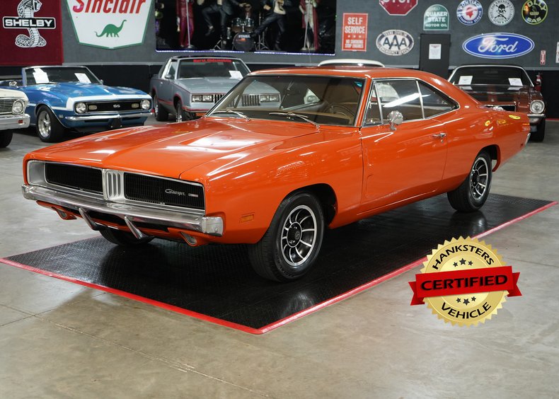 Dodge-Charger-1970-Orange-Tan