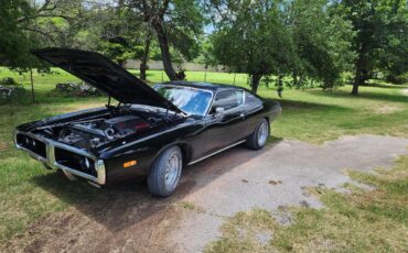 Dodge-Charger-1972-Black-Black
