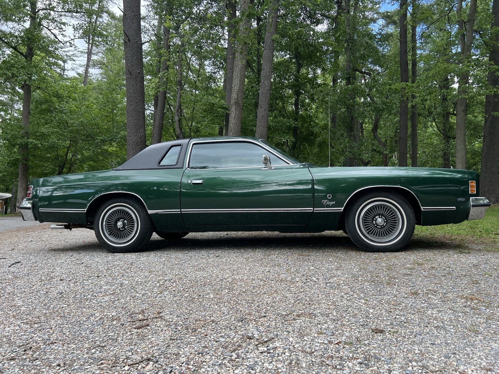 Dodge-Charger-1975-Coupe-6