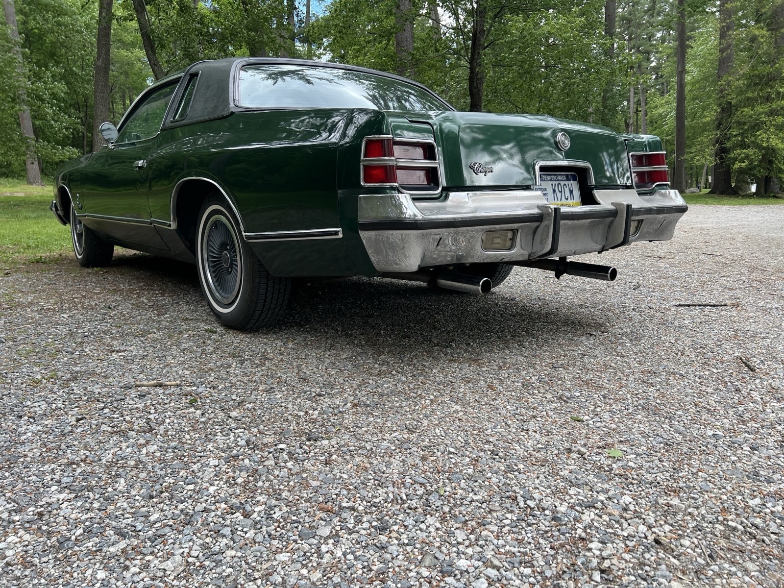 Dodge-Charger-1975-Coupe-9