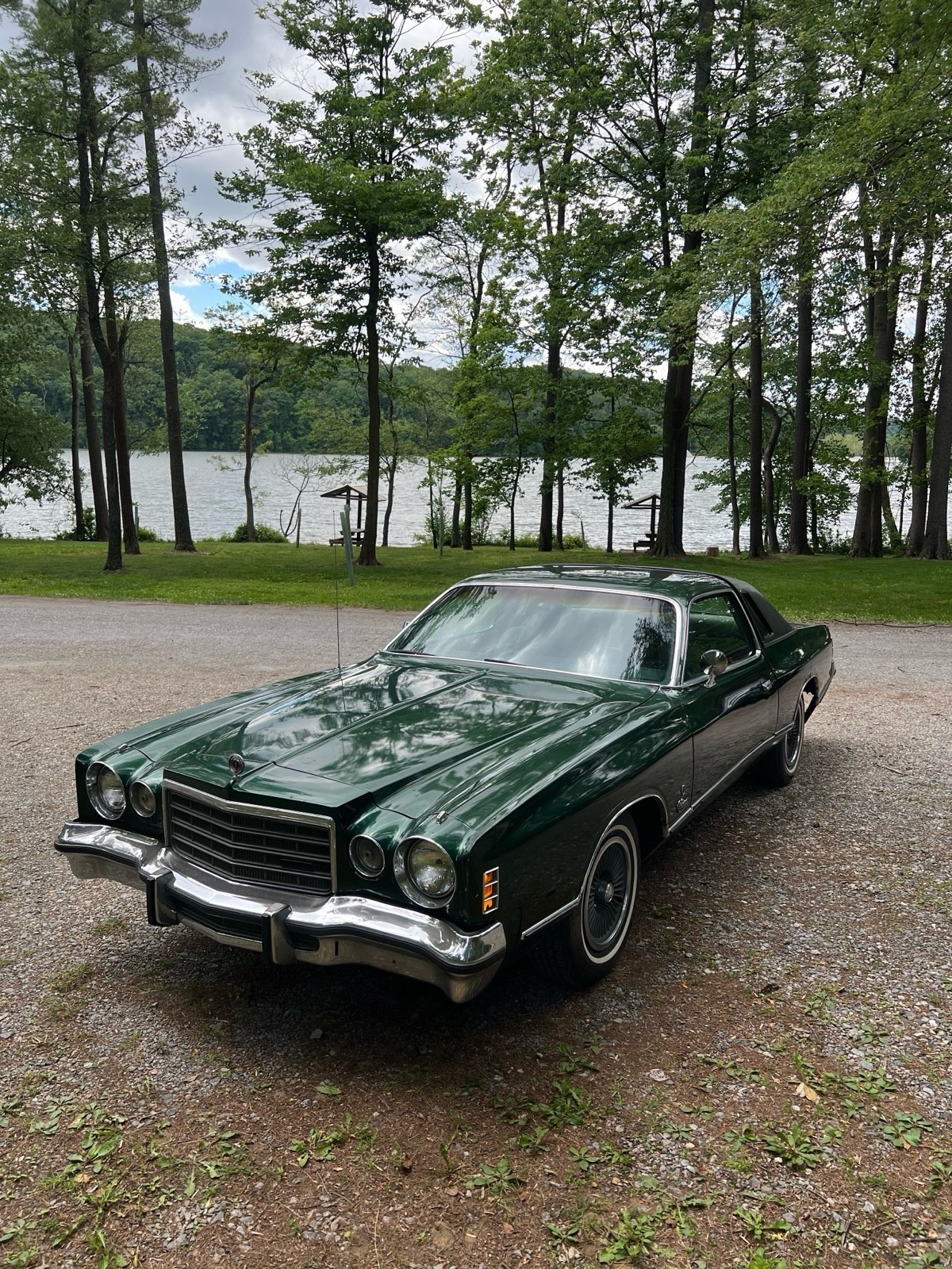 Dodge-Charger-1975-Coupe