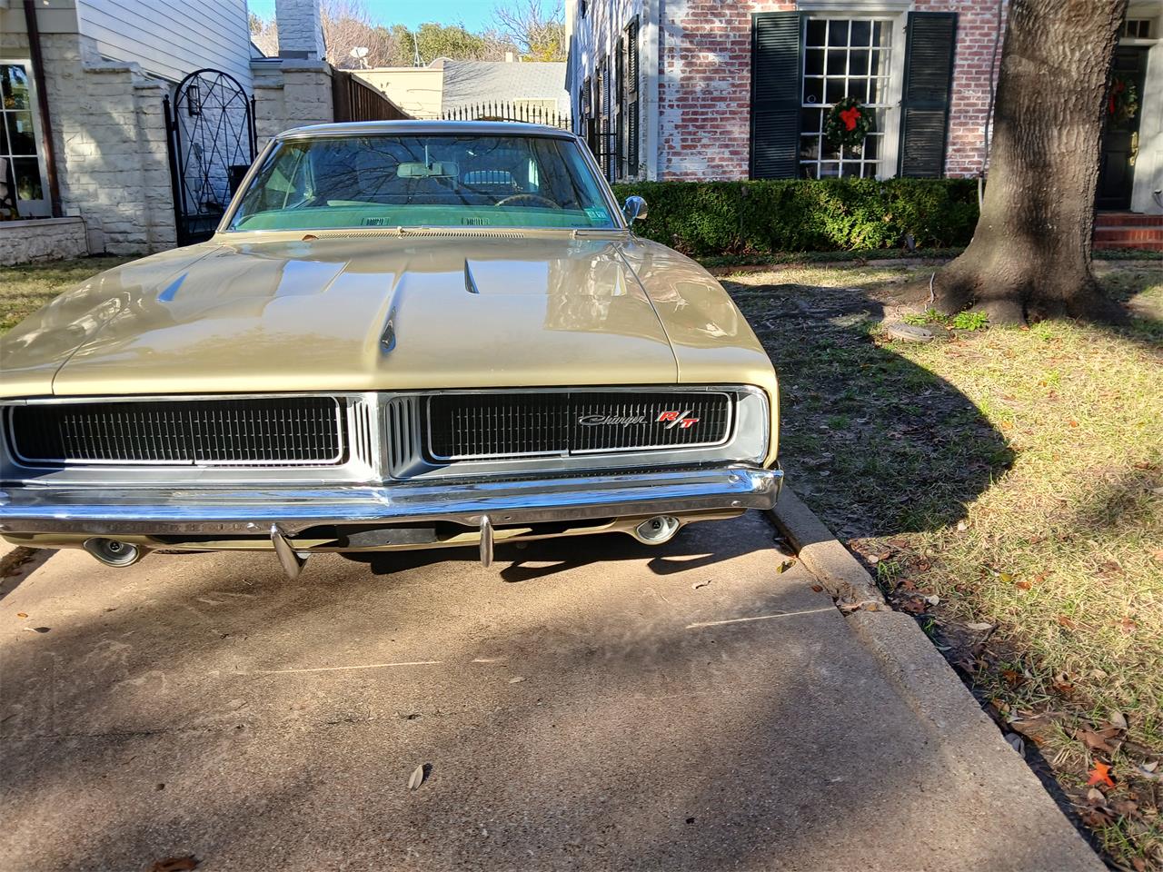 Dodge-Charger-rt-1969-Gold-Green-10