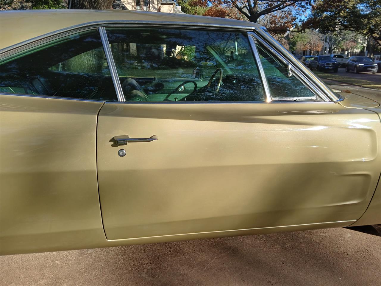 Dodge-Charger-rt-1969-Gold-Green-12