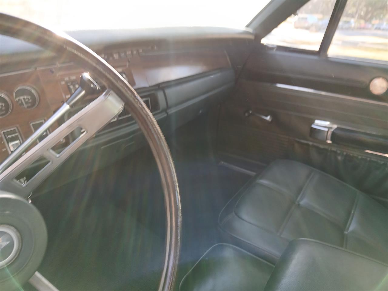 Dodge-Charger-rt-1969-Gold-Green-28