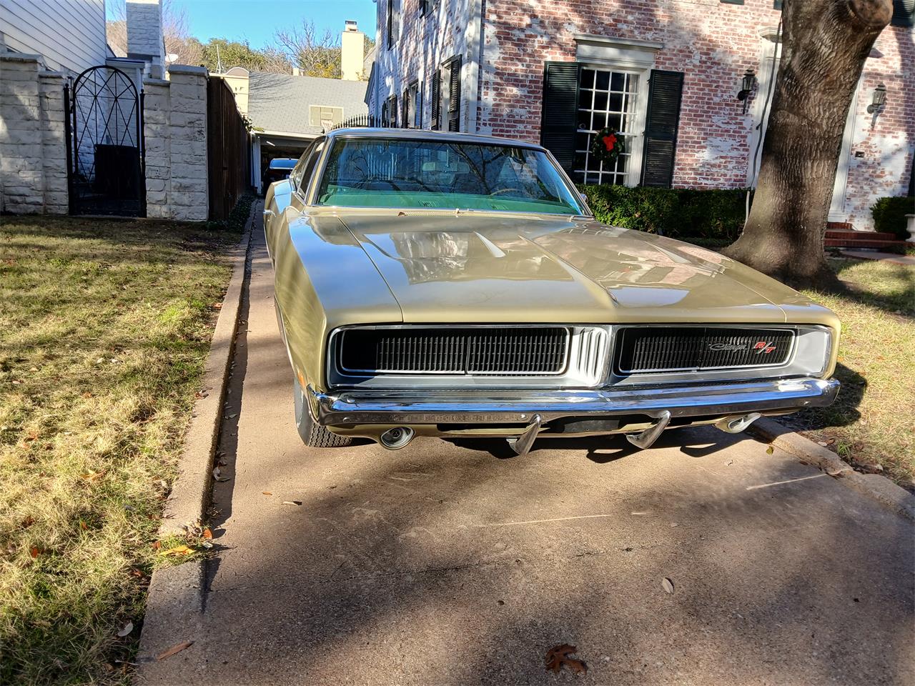 Dodge-Charger-rt-1969-Gold-Green-6