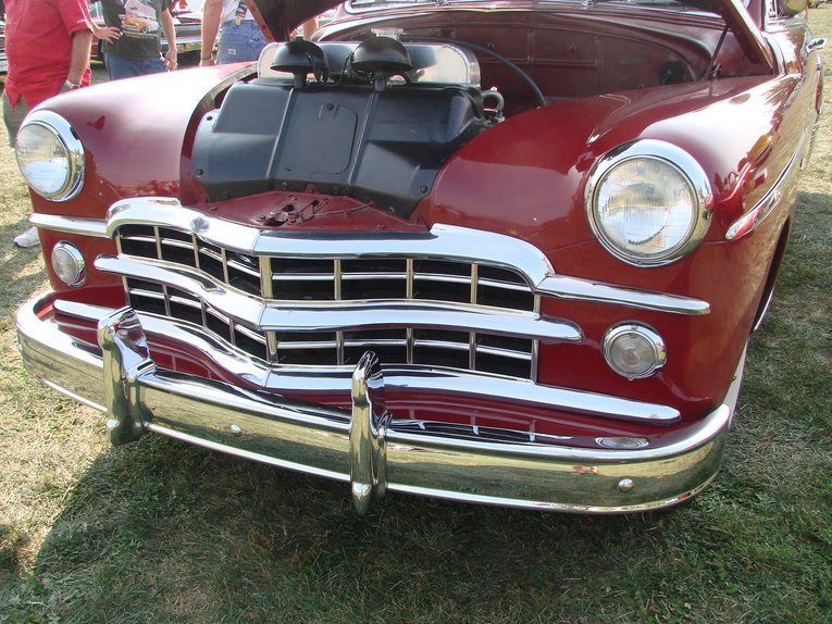 Dodge-Coronet-1949-8