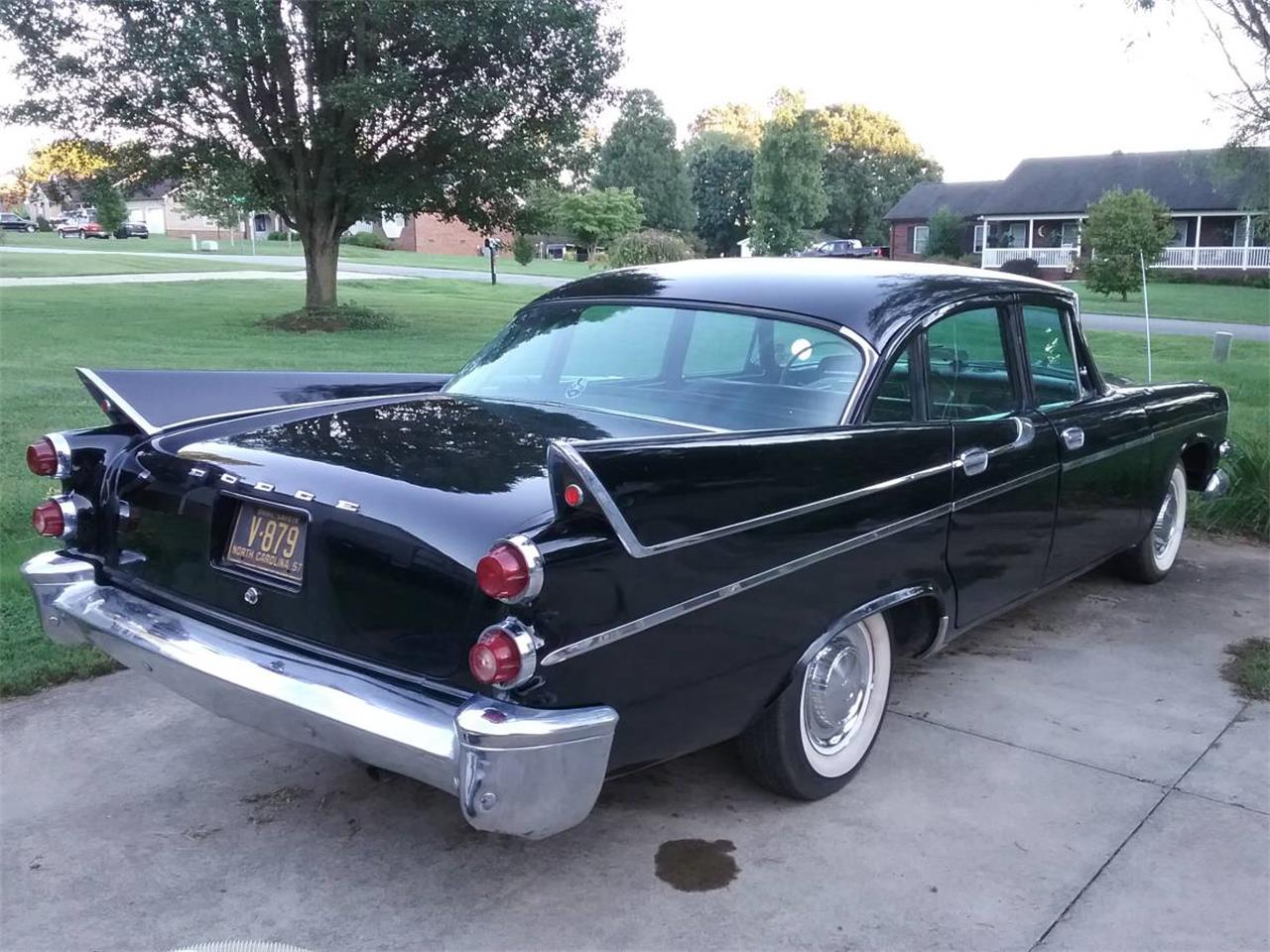 Dodge-Coronet-1957-Black-Black-and-Beige-2