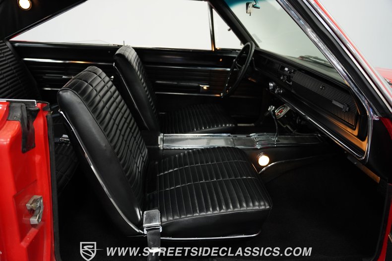 Dodge-Coronet-1966-Red-Black-49