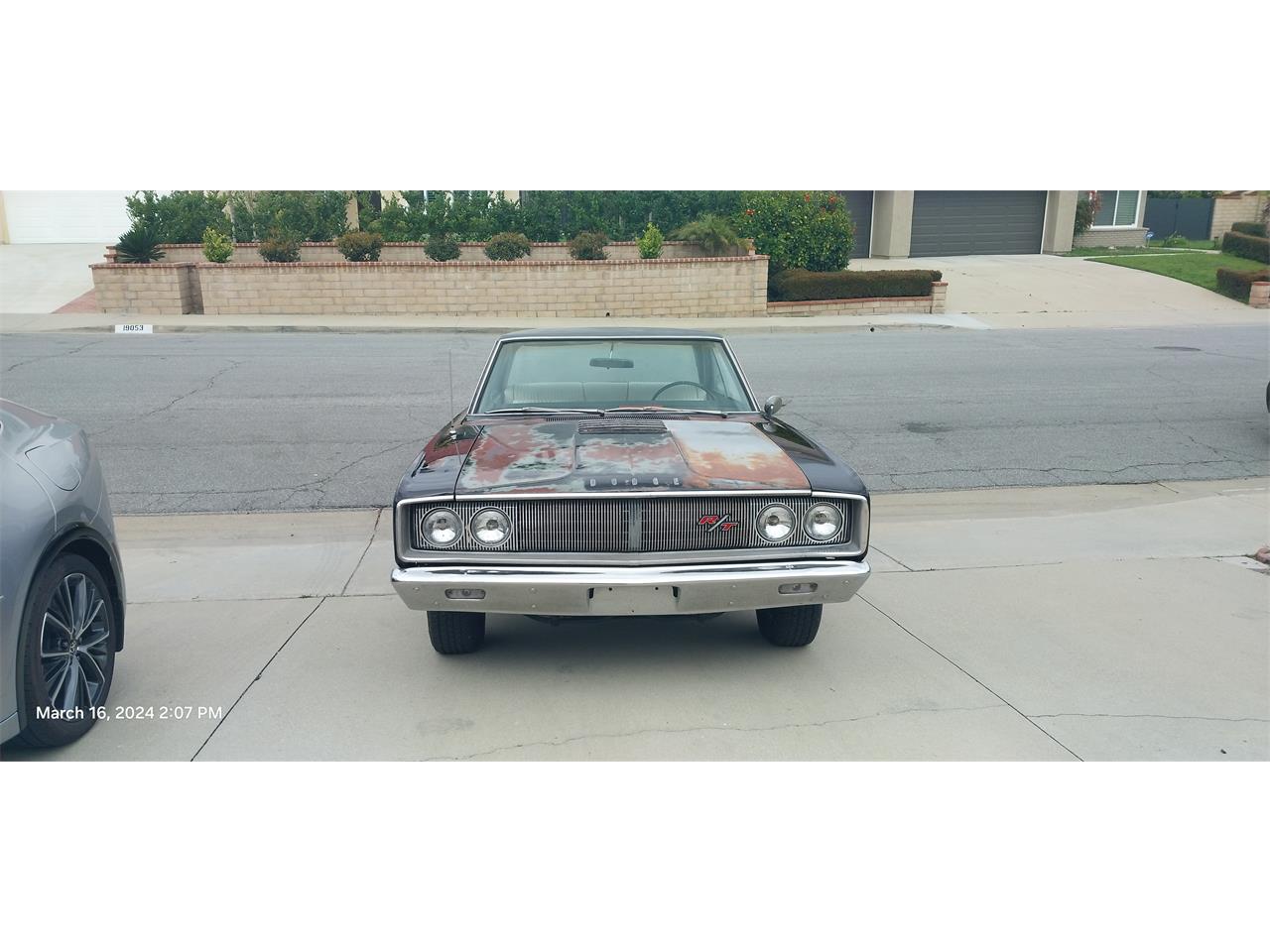 Dodge-Coronet-1967-Black-White-2
