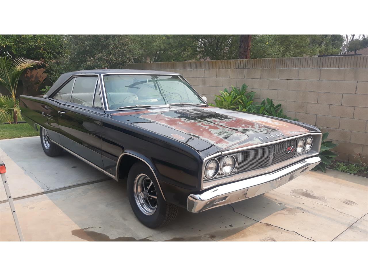 Dodge-Coronet-1967-Black-White-3