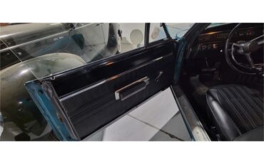 Dodge-Coronet-1968-Medium-Turquoise-Black-32