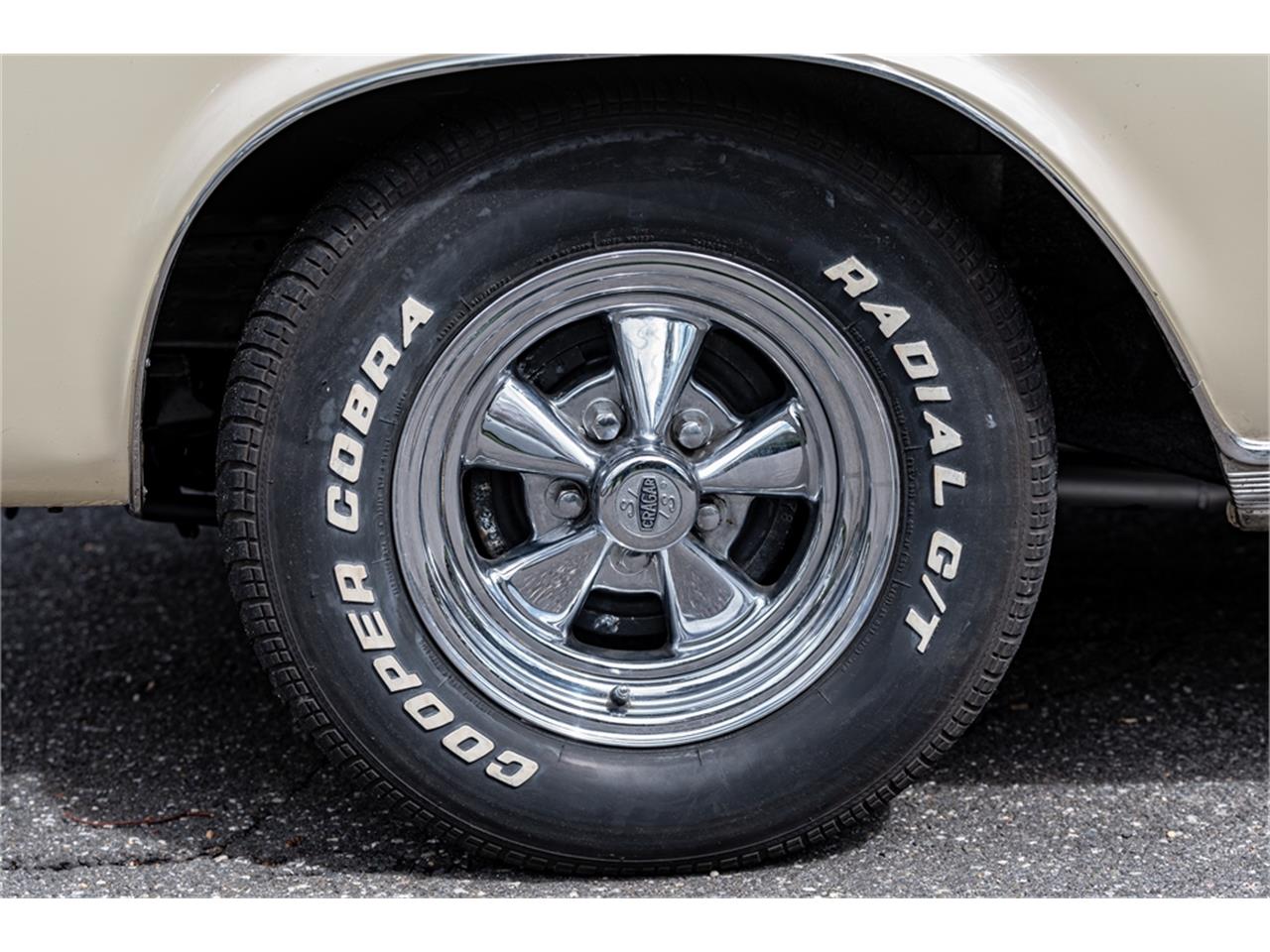 Dodge-Coronet-500-1965-Light-yellow-White-35