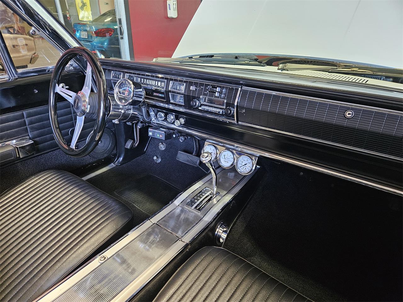 Dodge-Coronet-500-1966-White-Black-17