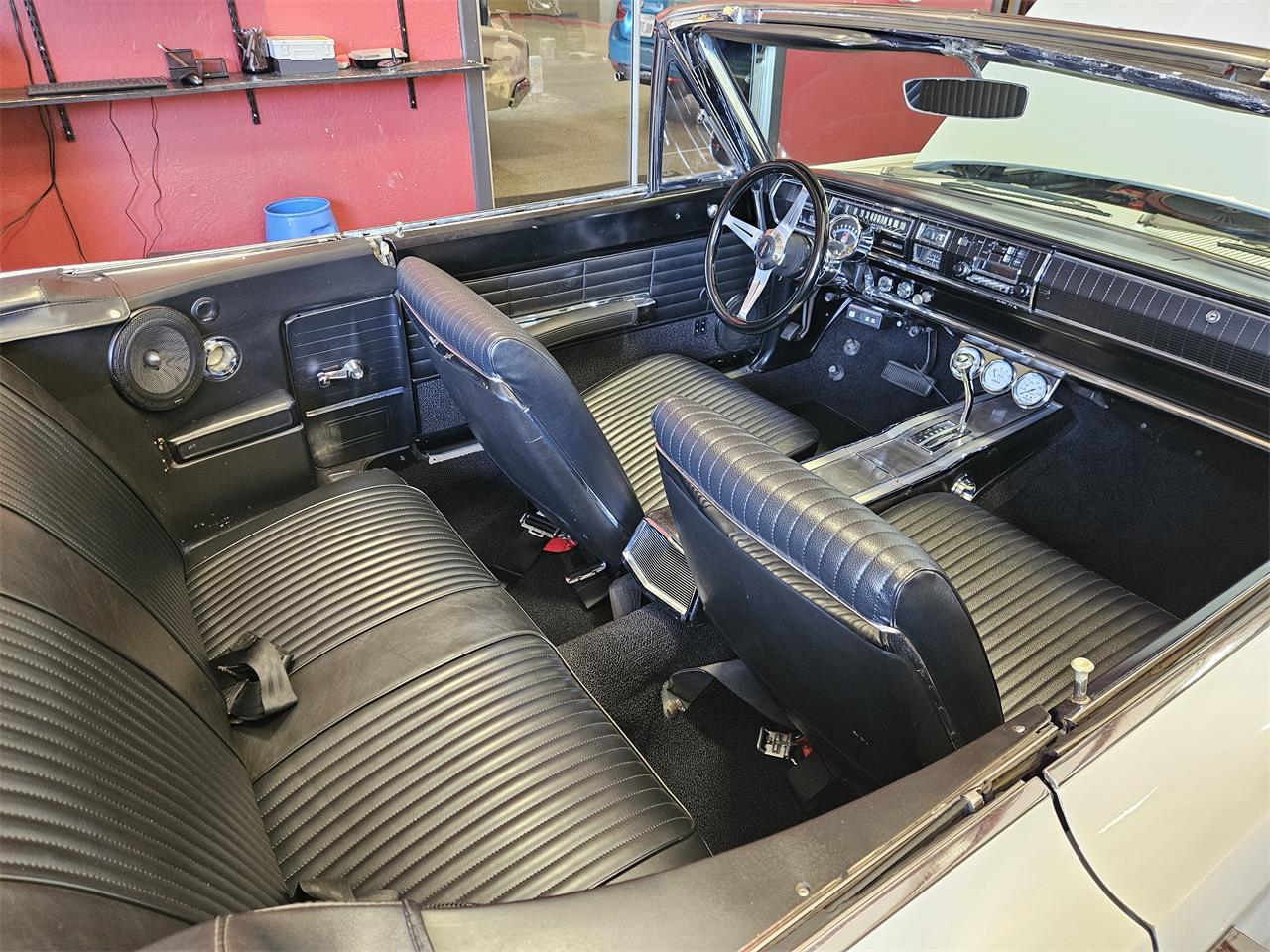 Dodge-Coronet-500-1966-White-Black-18