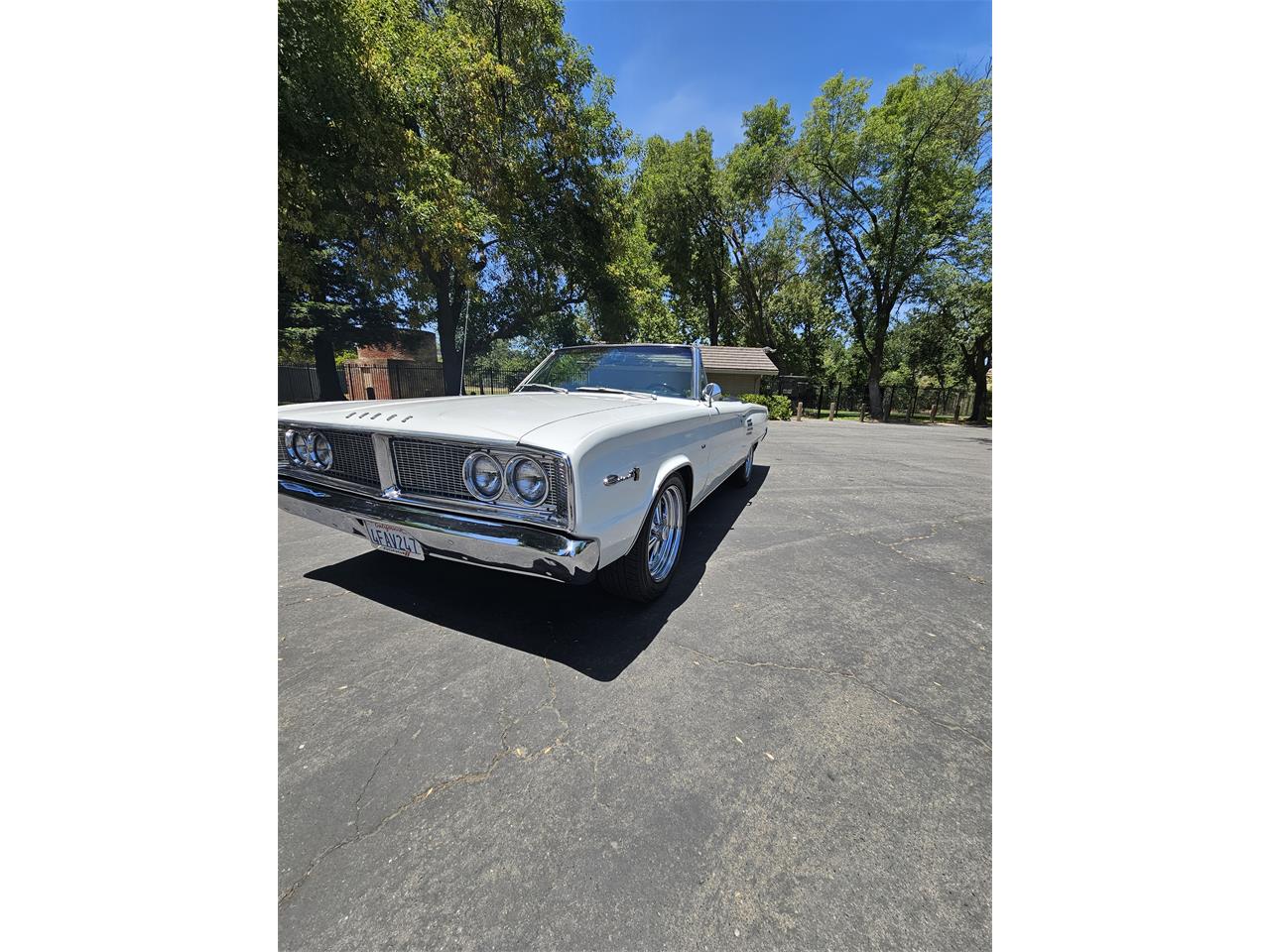 Dodge-Coronet-500-1966-White-Black-39