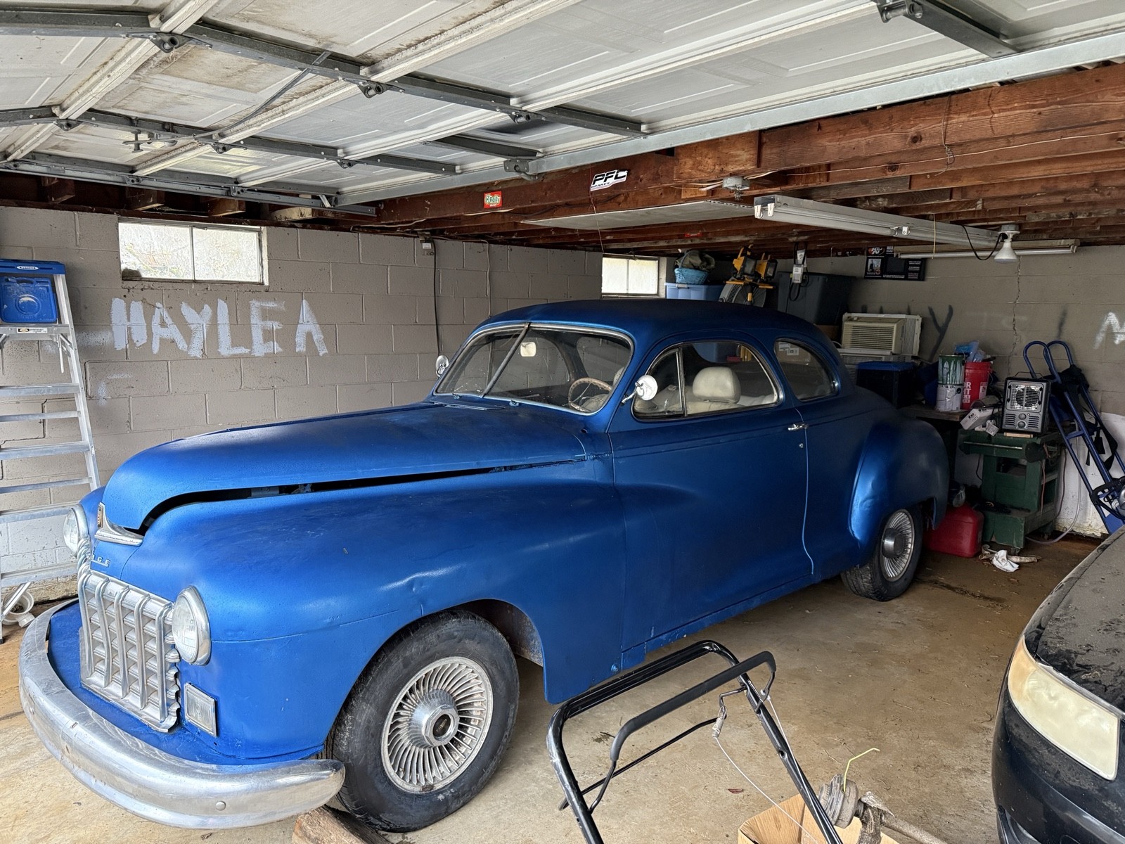 Dodge-Custom-1948-Coupe-1
