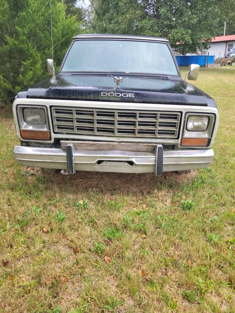 Dodge D-Series 1985
