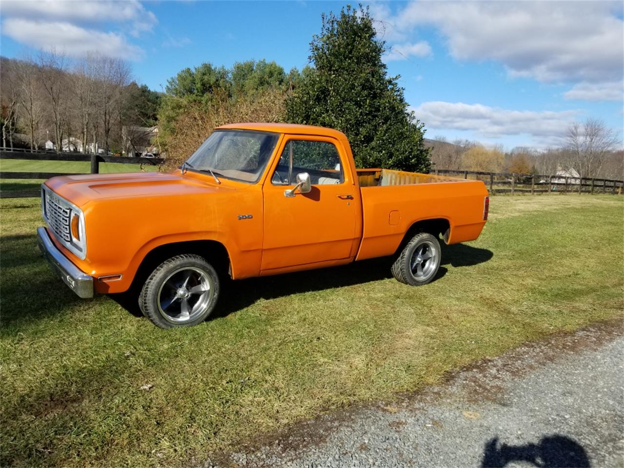 Dodge-D100-1978-Orange-Black
