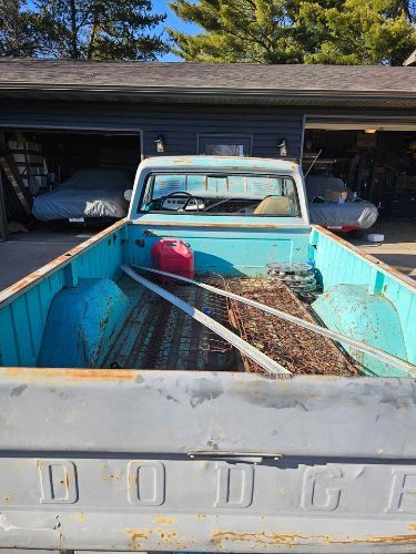 Dodge-D150-1968