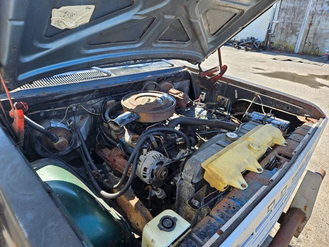 Dodge-D150-1977-Black-1